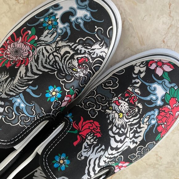 Vans Sz 9.5 Mens 11 Wmns White Tiger Floral Tattoo Slip On Sneaker - Picture 15 of 15